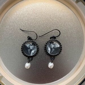 Elegant Black and White Pearl Drop Earrings